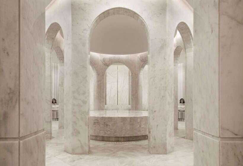 호텔 Ramada Plaza By Wyndham Konya