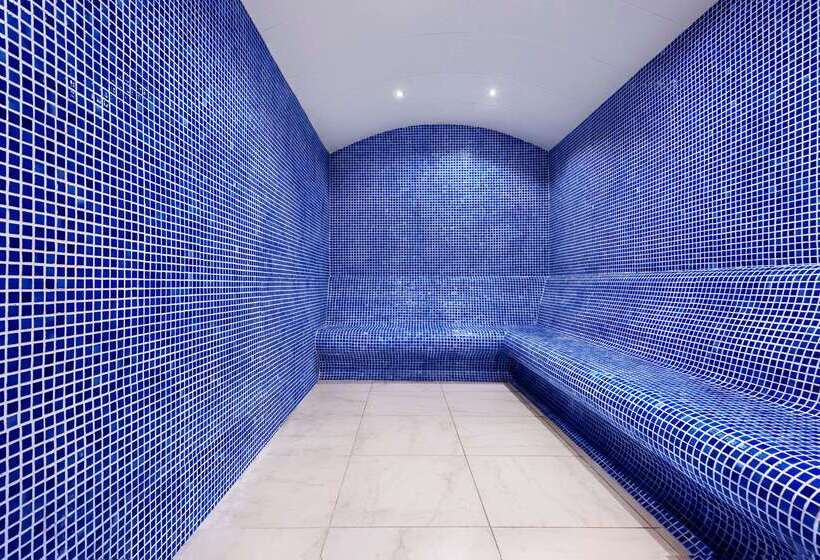 호텔 Ramada Plaza By Wyndham Konya