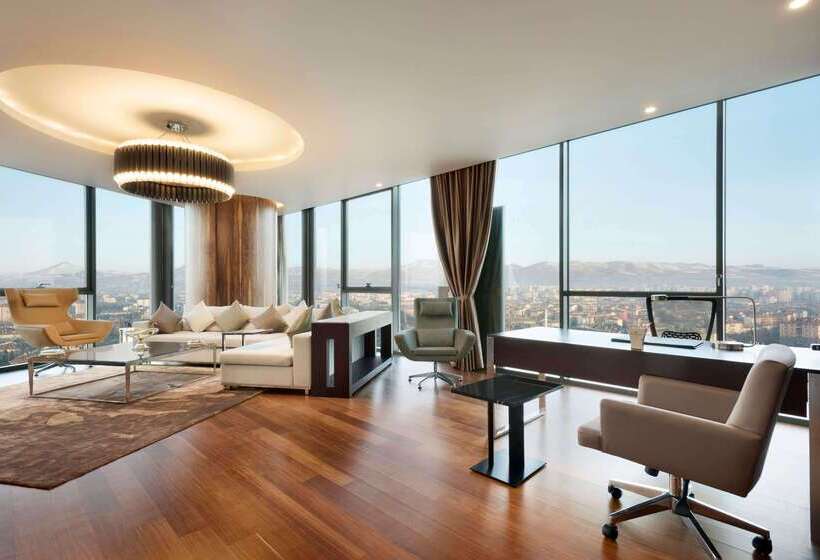 호텔 Ramada Plaza By Wyndham Konya