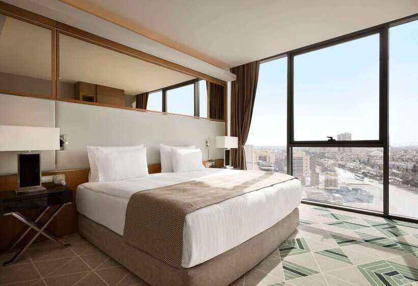 호텔 Ramada Plaza By Wyndham Konya