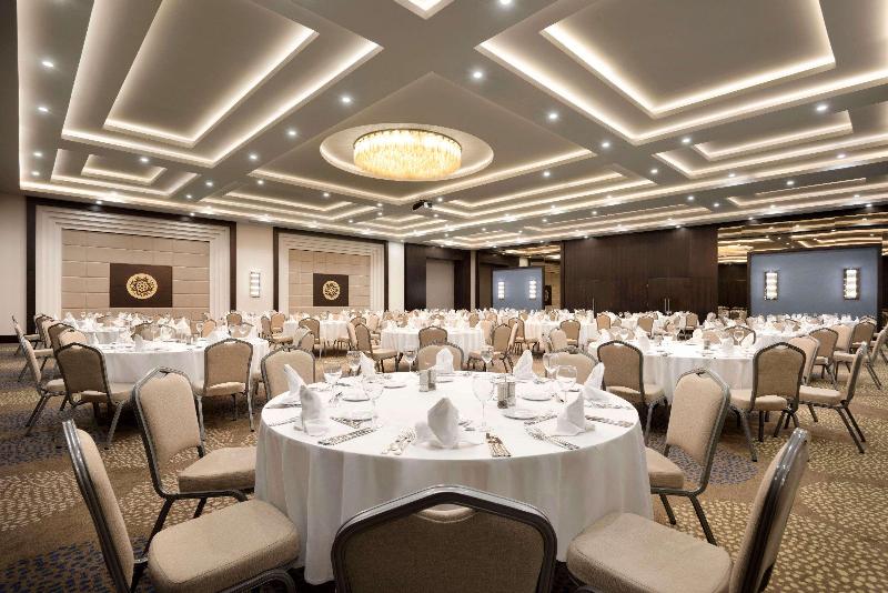 호텔 Ramada Plaza By Wyndham Konya