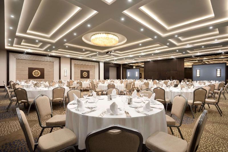 호텔 Ramada Plaza By Wyndham Konya