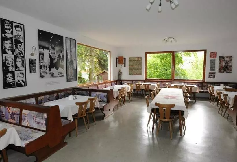 Hotelli Reichmann