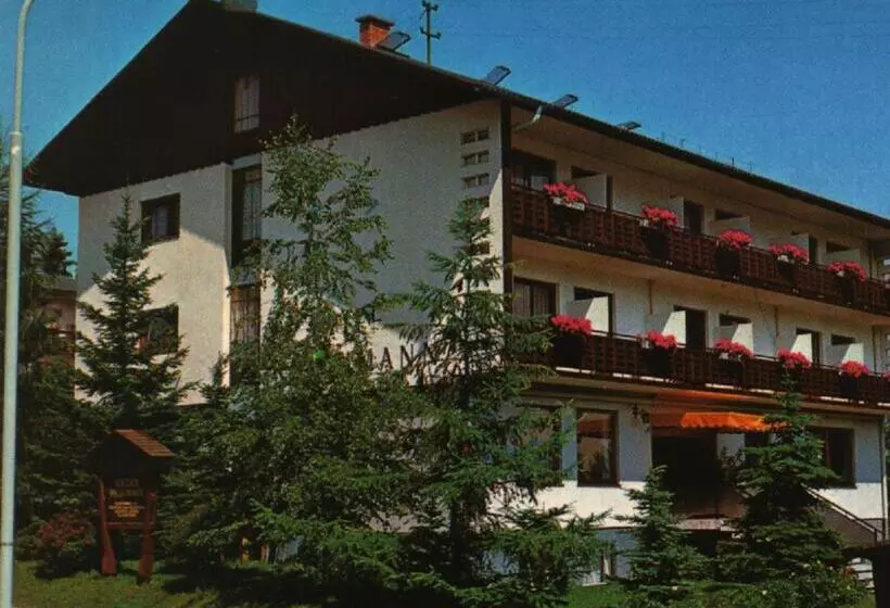 Hotelli Reichmann