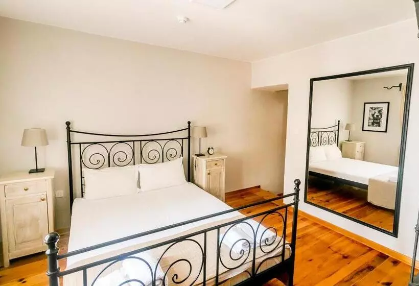 هتل Stanica B&b