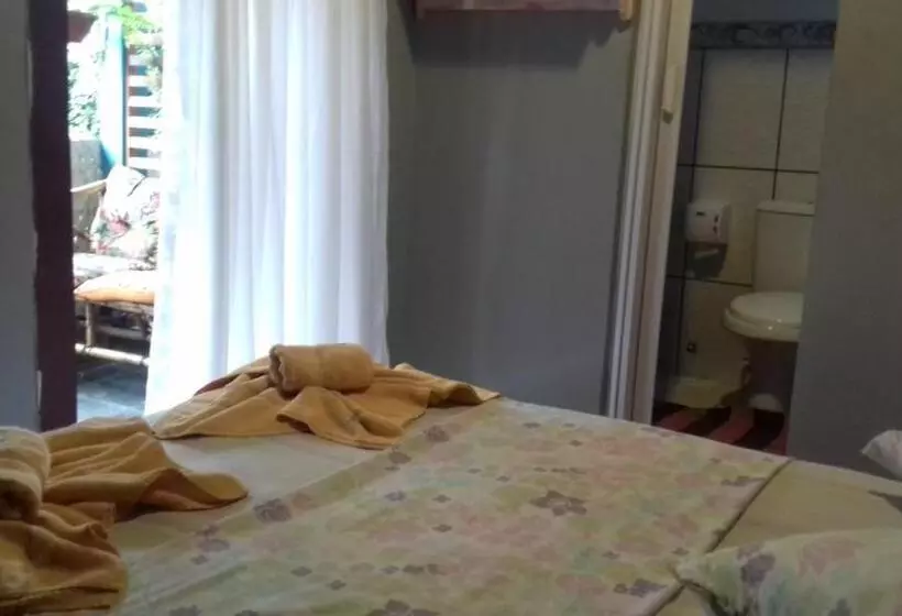 Maracujá Hostel