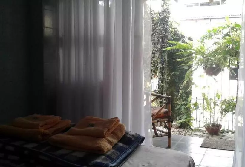 Maracujá Hostel