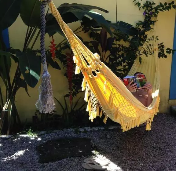 Maracujá Hostel