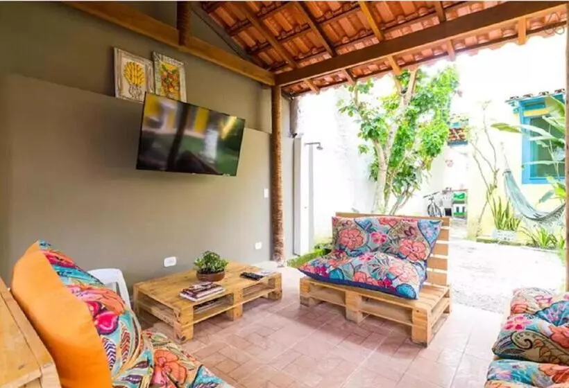 Maracujá Hostel