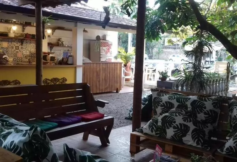 Maracujá Hostel