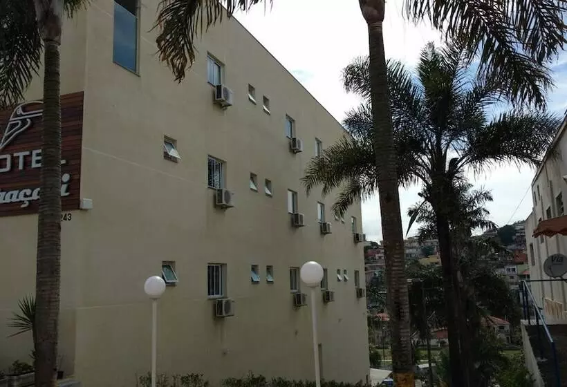 Hotelli Araçari