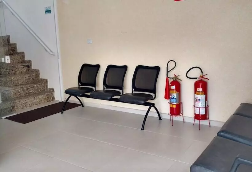 Hotelli Araçari
