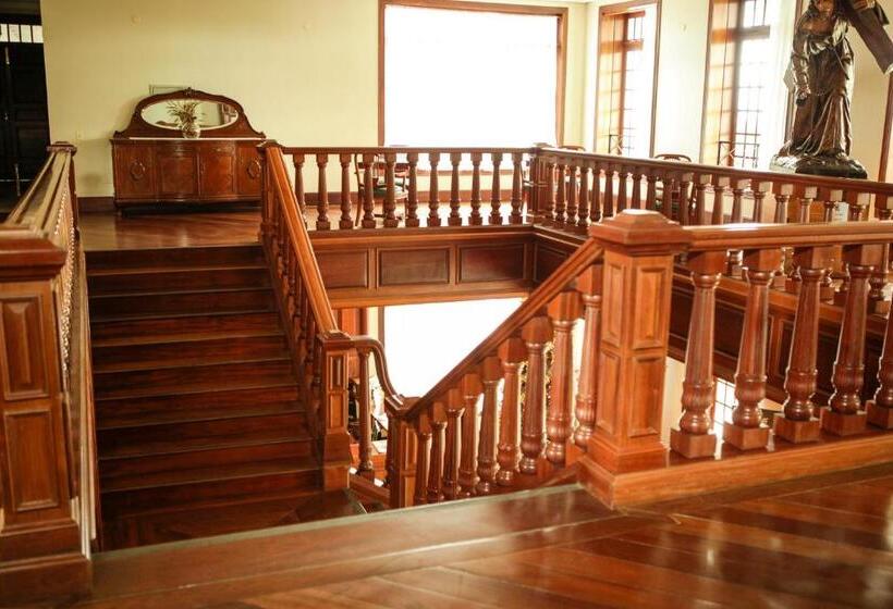 ホテル Aroso Paço