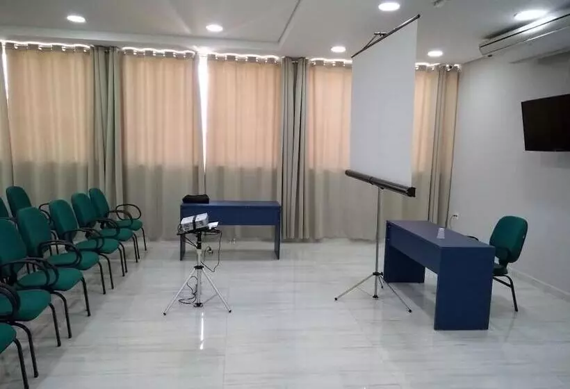 ホテル Centralle Sorocaba