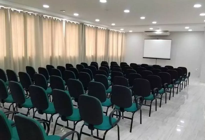 ホテル Centralle Sorocaba