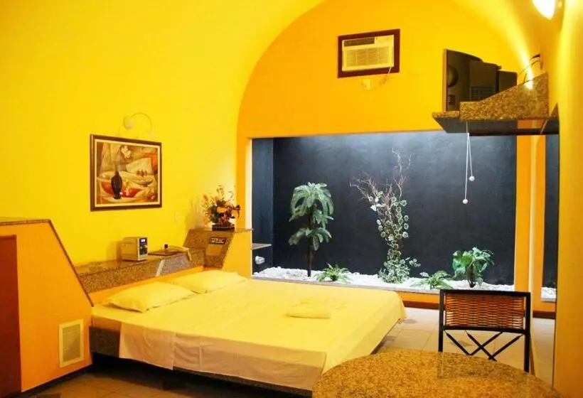Hotelli Green Village