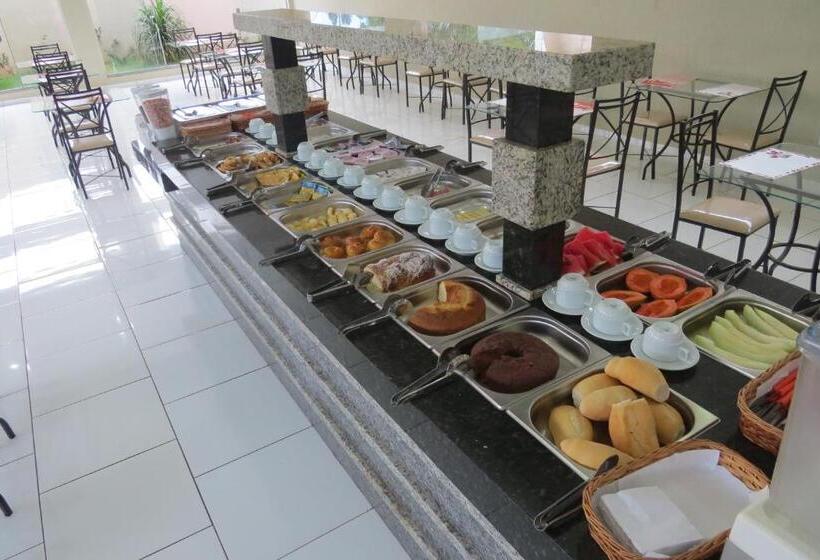 酒店 Green Village