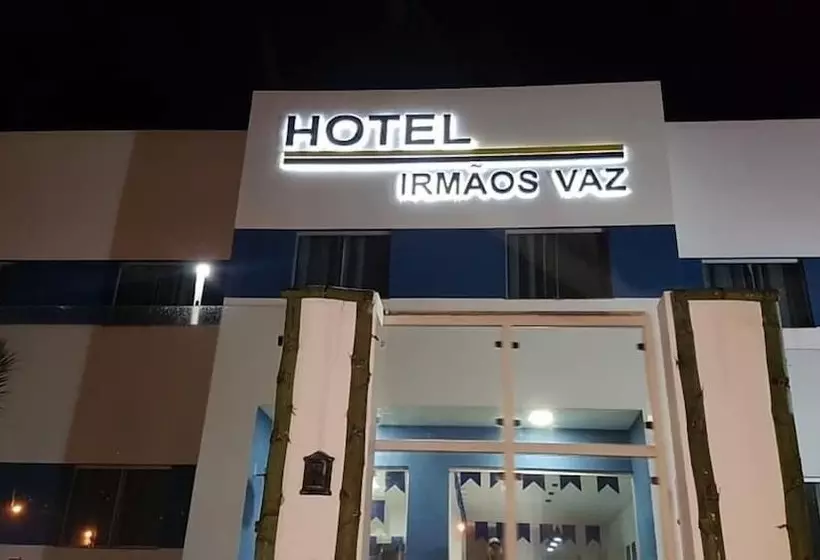 ホテル Irmãos Vaz