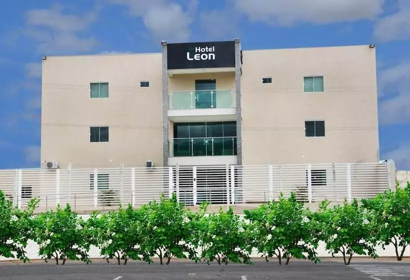 ホテル Leon
