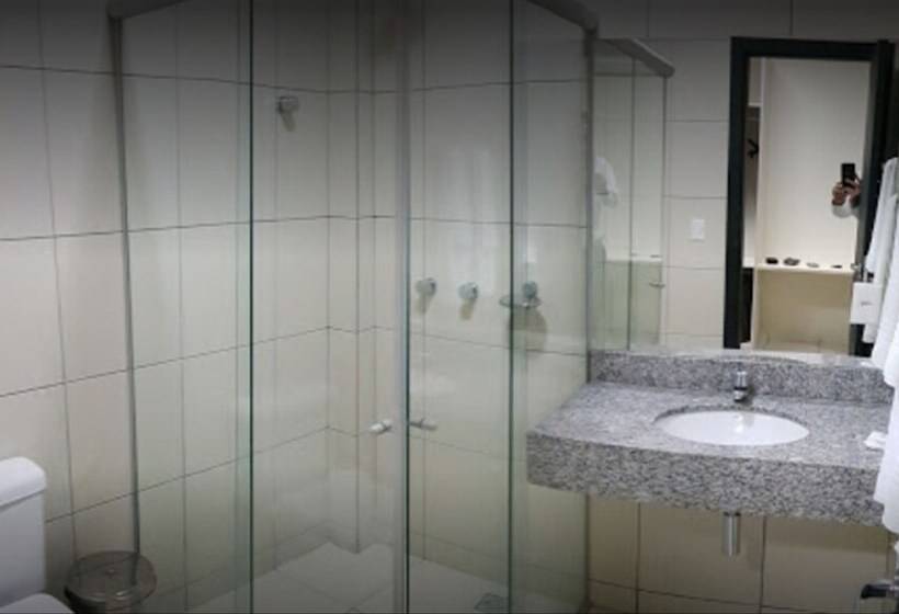 בית מלון כפרי Maktub