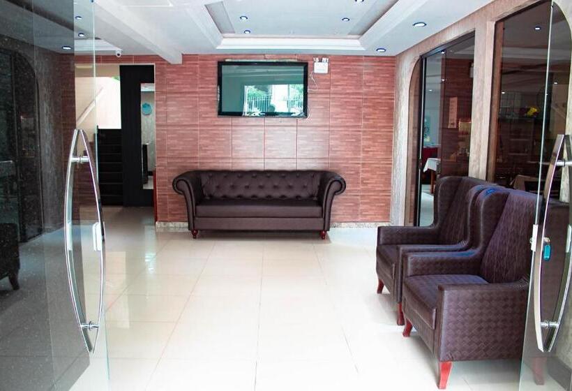 فندق Panamerican