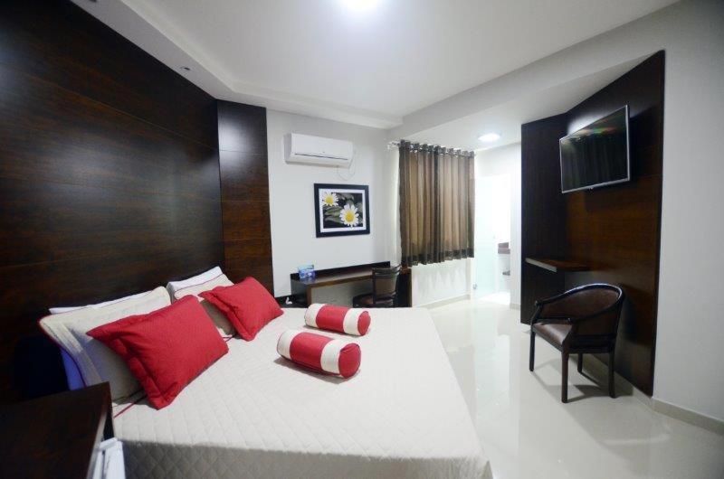 酒店 Vermont Plaza