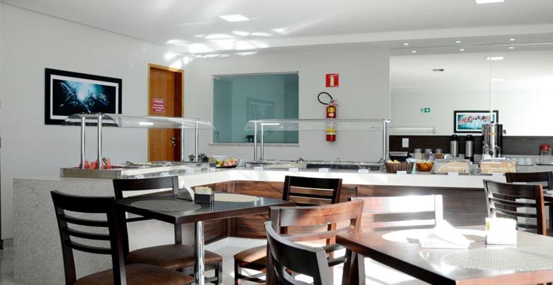 酒店 Vermont Plaza