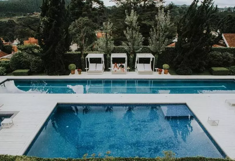Roots Resort