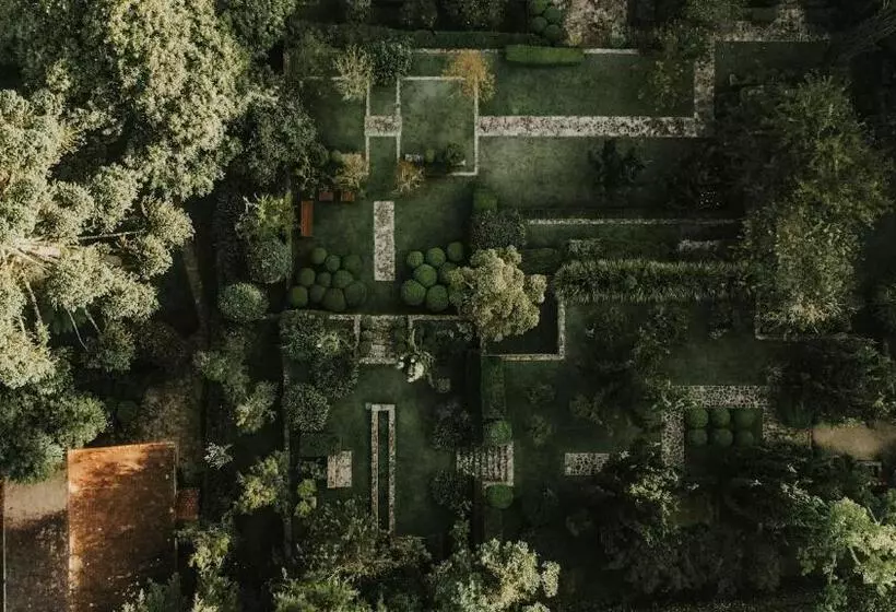 Roots Resort