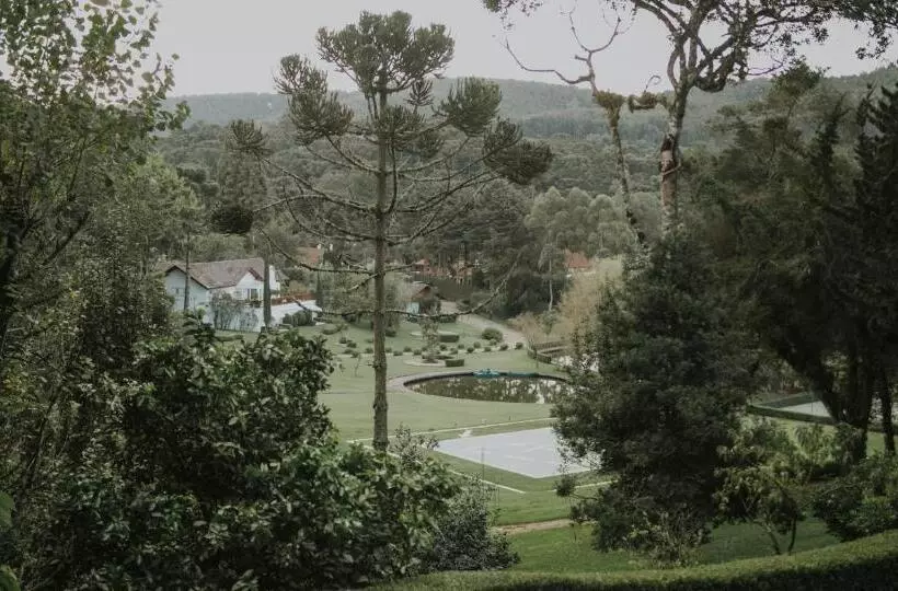 Roots Resort