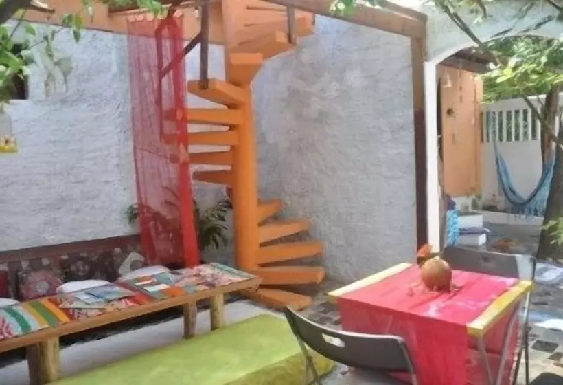 Hotelli Hostel E Pousada Da Rose
