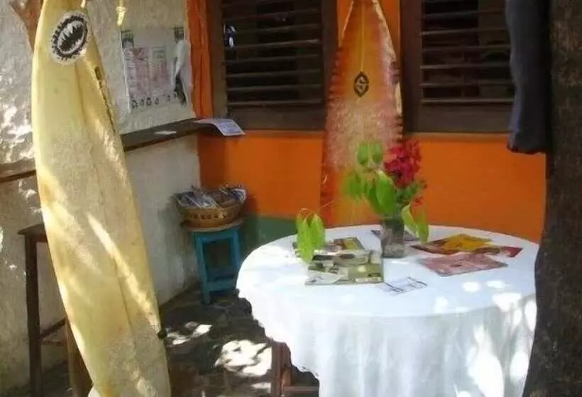 Hotelli Hostel E Pousada Da Rose