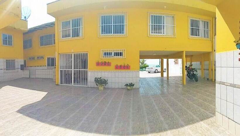 Hotel Coral De Bombinhas