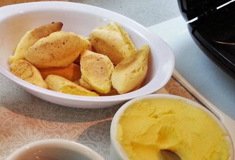 Hotel Coral De Bombinhas