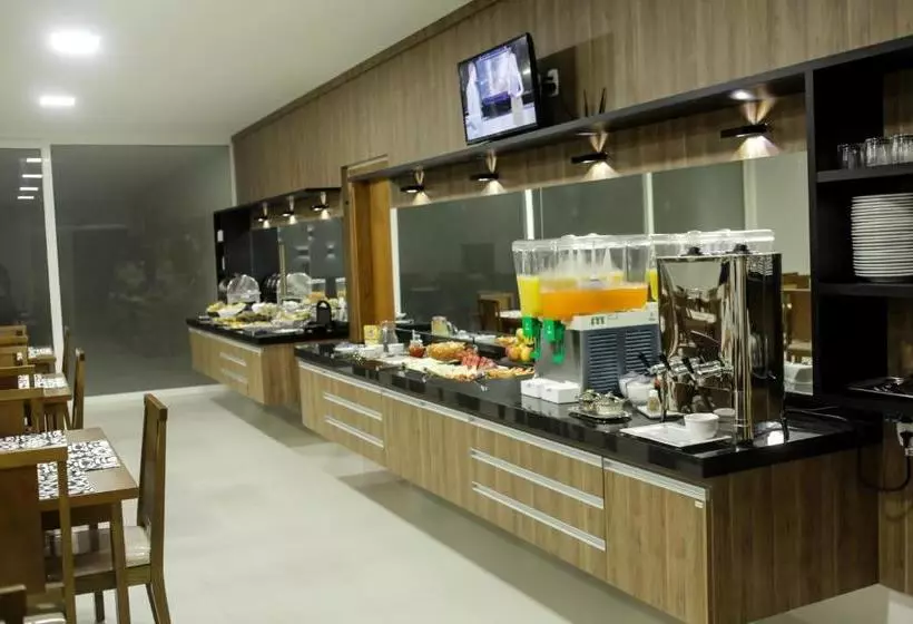 ホテル Litani Comfort Inn