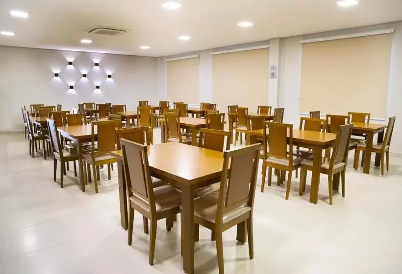 ホテル Litani Comfort Inn