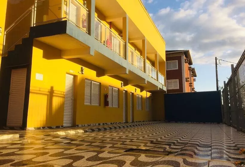 Hotelli Pousada Caraguá