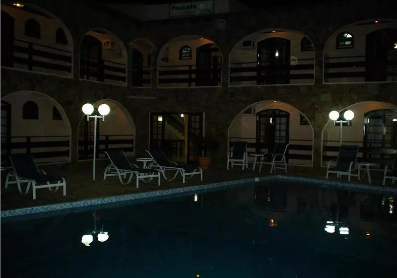 هتل Velinn Pousada Casa De Pedra Ilhabela