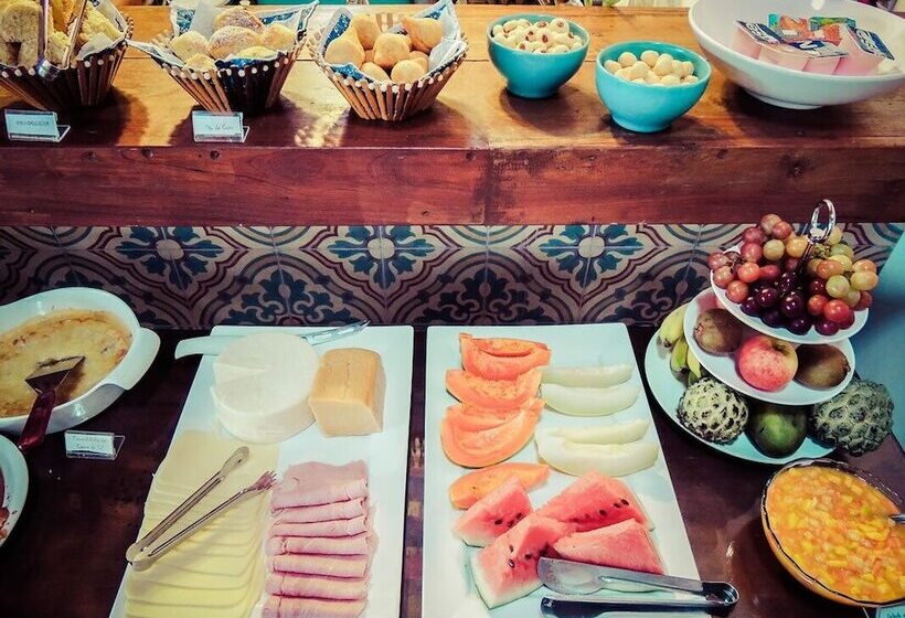 ホテル Vila Nova Do Príncipe