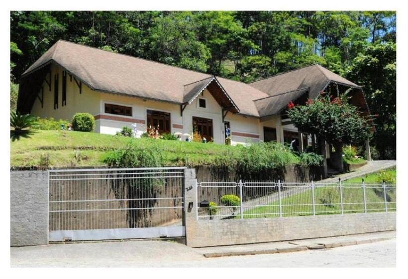 تختخواب و صبحانه Pousada Pouso Do Barão