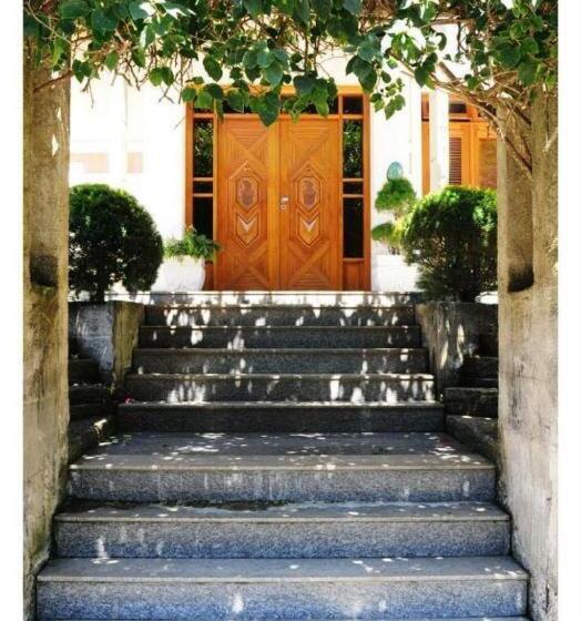 تختخواب و صبحانه Pousada Pouso Do Barão