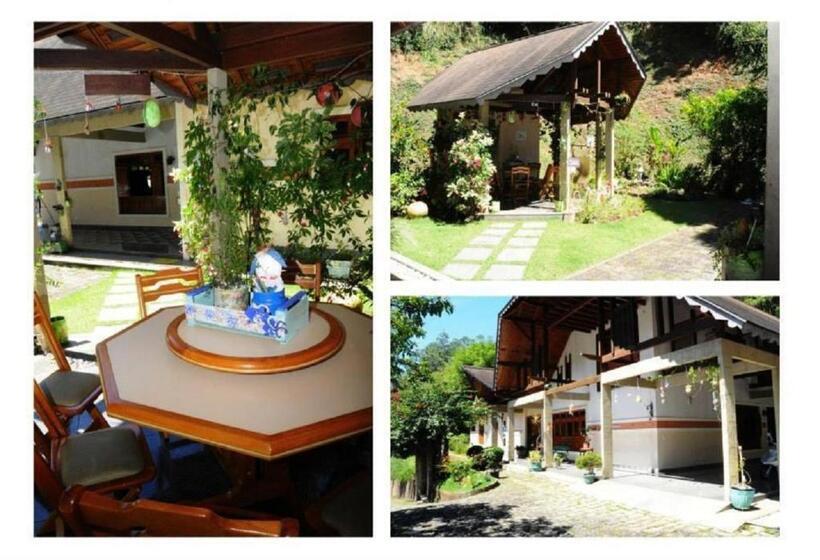 تختخواب و صبحانه Pousada Pouso Do Barão