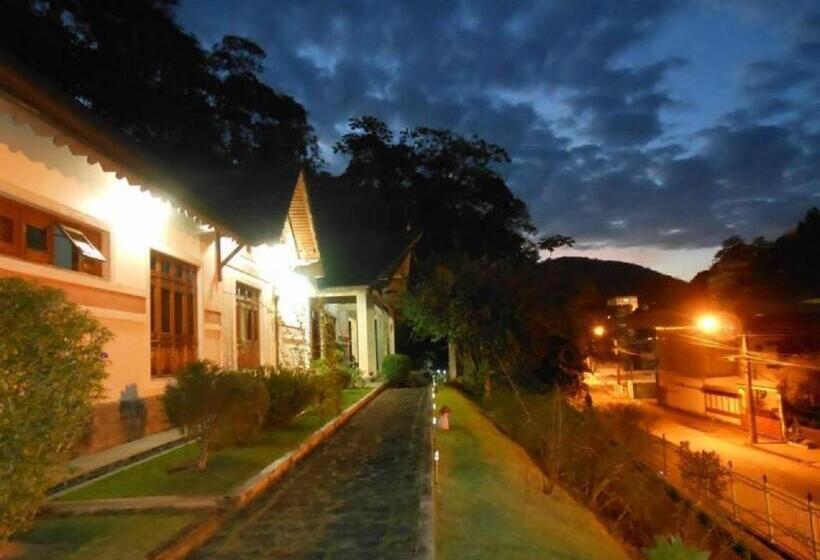 تختخواب و صبحانه Pousada Pouso Do Barão