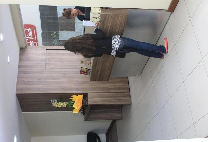 Отель Resende Inn