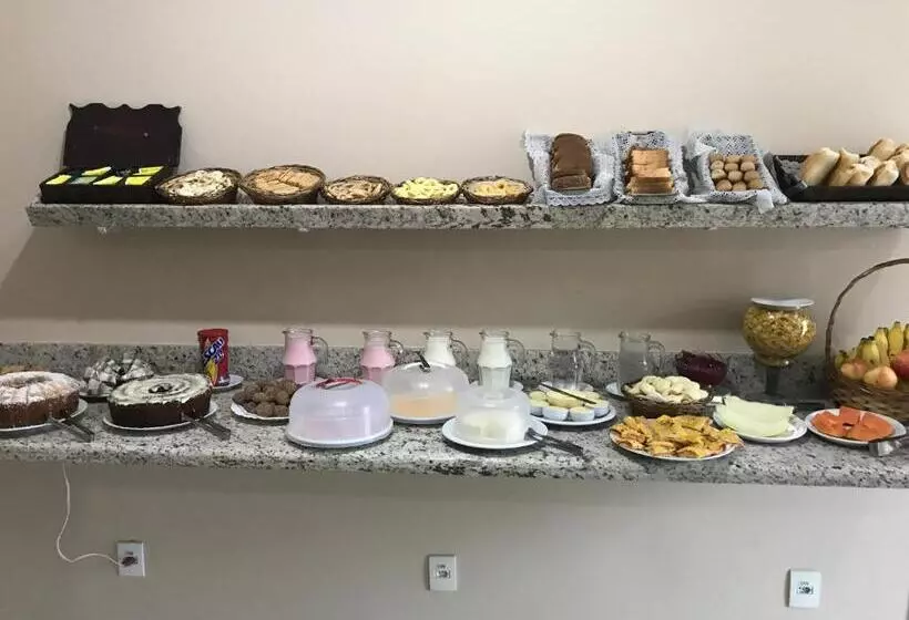 ホテル Resende Inn