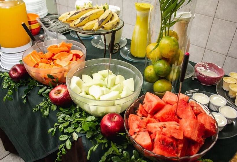 酒店 Riviera Palace