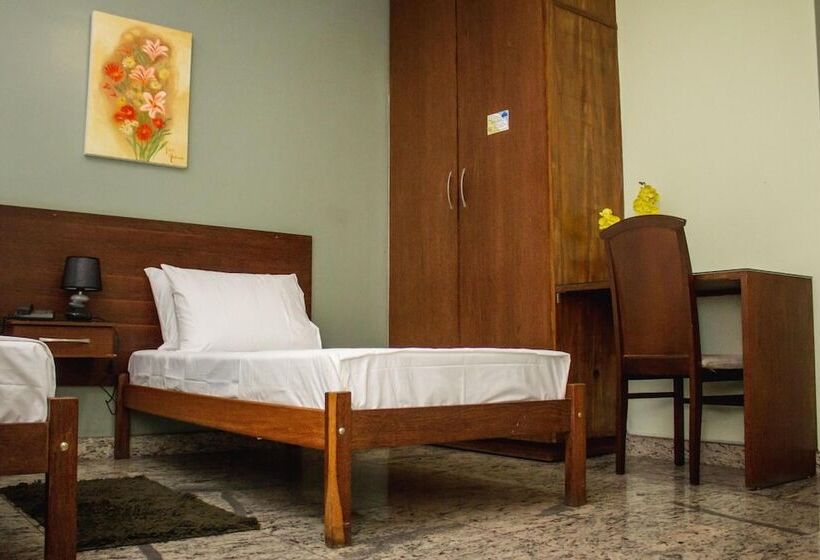 酒店 Riviera Palace