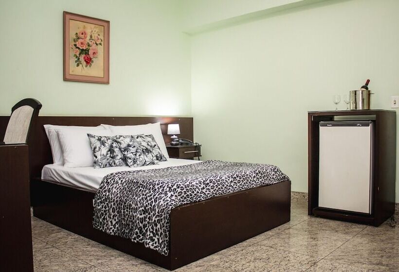 酒店 Riviera Palace