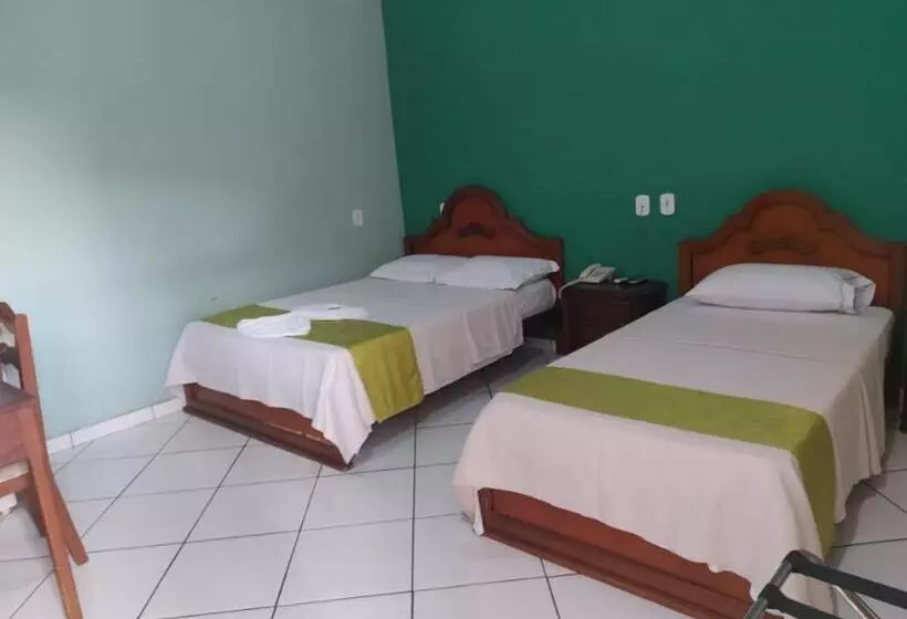 Otel Takana