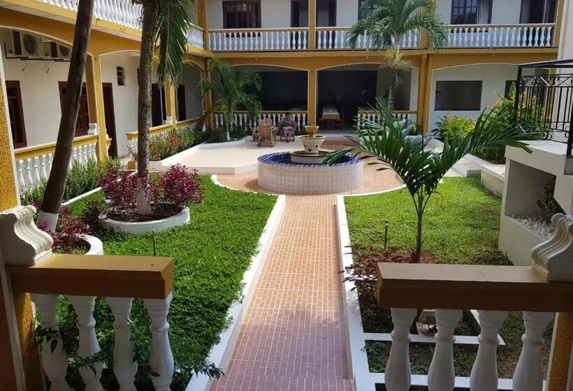 Otel Takana